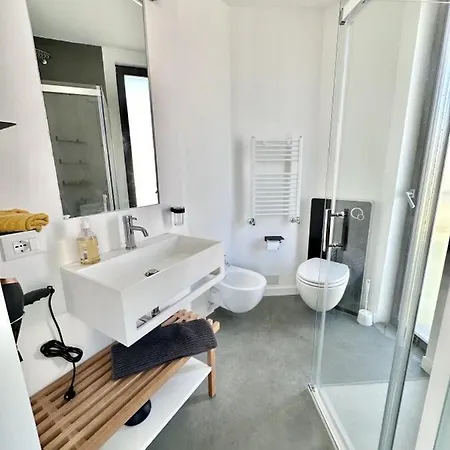 Private Front With Garden And Garage Antibes