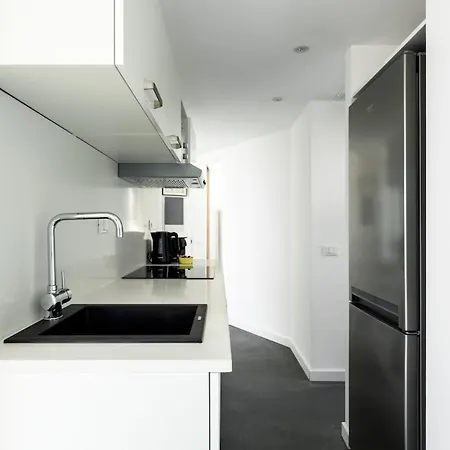 ヴィラ Private Front With Garden And Garage